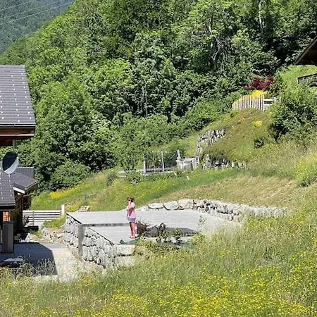 Purdey - Sleeps 10 With Hot Tub Chalet *