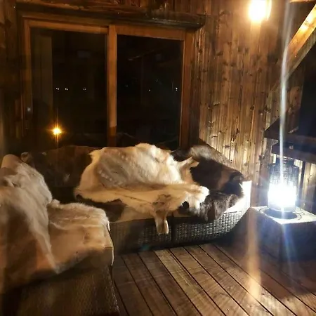 Chalet Purdey - Sleeps 10 With Hot Tub