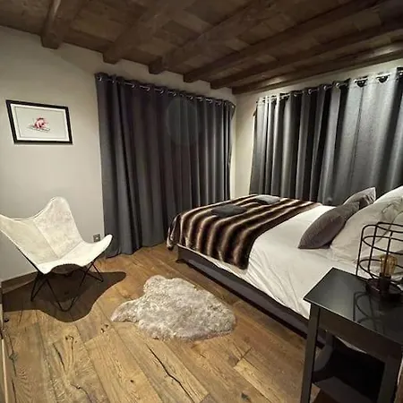 Chalet Purdey - Sleeps 10 With Hot Tub *
